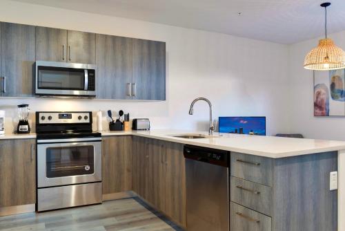 Entire House with Free Parking at North Miami! photo 5
