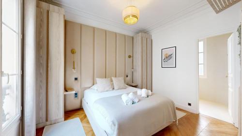 Photo de la galerie de l'établissement 358 Suite Madeleine - Superbe Appartement à Paris, à Paris