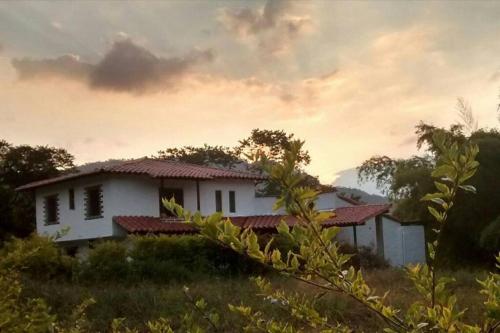 Casa de Campo en Jardín Alojamiento Familiar