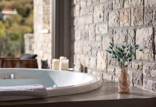 Φωτογραφία από το άλμπουμ του Evora Luxury Suites στο Μέγα Χωριό