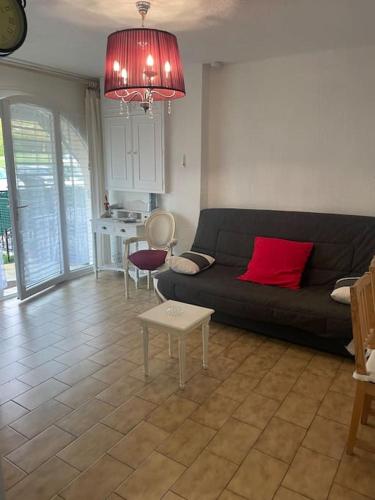 Maison 2 P- Peymeinade lotissement avec Piscine