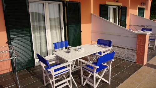 Balkoni atau teres di Apartments Sissy