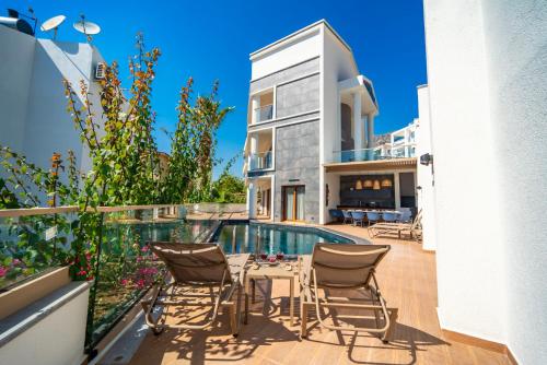 Μπαλκόνι ή βεράντα στο ViLLA ARHAN