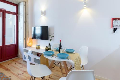Host Wise - Spacious Bright Flat - Terrace