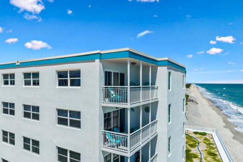 Gallery image of Sandpiper Tower 606 in Satellite Beach