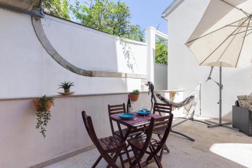 Host Wise - Spacious Bright Flat - Terrace