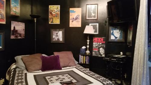 Letto o letti in una camera di Old Northside Bed & Breakfast