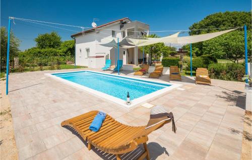 0-Bedroom Apartment In Porec