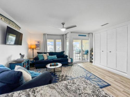 Posezení v ubytování Sandpiper Cove Unit 8207 Updated Studio In Destin FL
