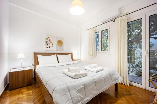 Spacious 2 Bedroom Apartment in Kolonaki