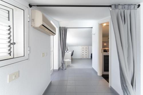PAMRO moderner Bungalow - 4 Schlafzimmer - 2 Bäder - Whirpool - Ferienanlage mit Pool - Familienfreundlich
