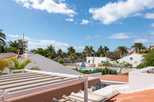 PAMRO moderner Bungalow - 4 Schlafzimmer - 2 Bäder - Whirpool - Ferienanlage mit Pool - Familienfreundlich