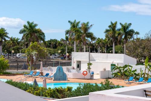 PAMRO moderner Bungalow - 4 Schlafzimmer - 2 Bäder - Whirpool - Ferienanlage mit Pool - Familienfreundlich