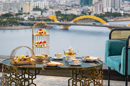 Nápoje v ubytování HAIAN Riverfront Hotel Da Nang