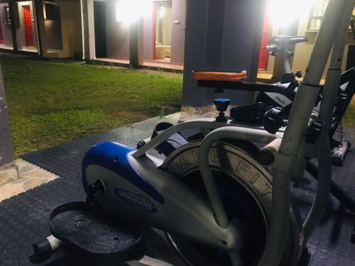 Γυμναστήριο ή/και όργανα γυμναστικής στο Ekhaya Sun Hotel