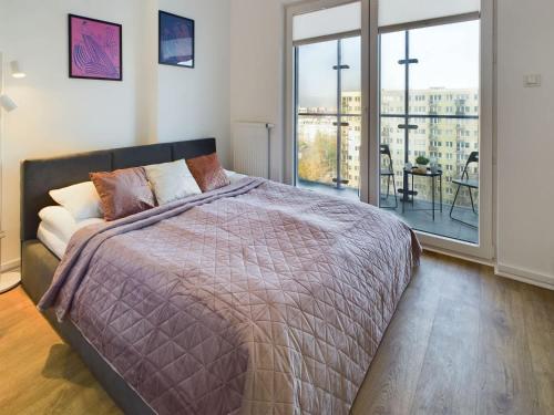 Modern, Air-conditioned Studio in the Centre of Warsaw by Noclegi Renters