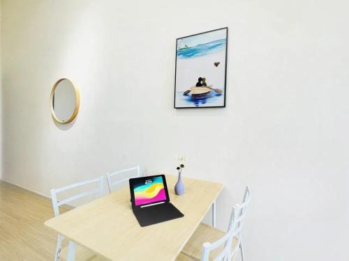 Gambar di galeri bagi Sunway Grid Cosmo Suite WI-FI 6pax BigBOX Legoland di Kampong Pendas
