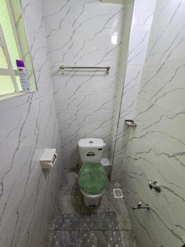 Koupelna v ubytování Nyumbani Vibes - Treands Apartment