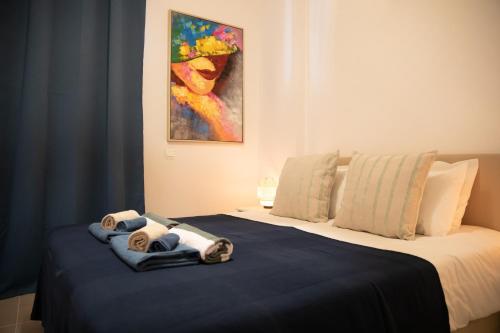 Ένα ή περισσότερα κρεβάτια σε δωμάτιο στο Seaside Modern Flat with Pool Queens Gardens 211
