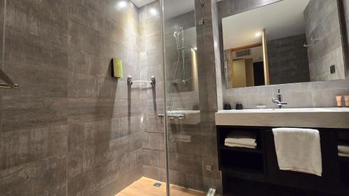 Koupelna v ubytování Hotel R14