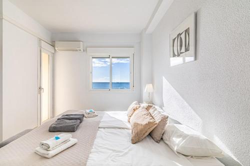 Cozy 2 Bedroom with magic sea view