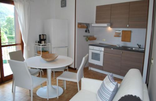 Kuchyň nebo kuchyňský kout v ubytování Appartamento Bijoux - Theater Home