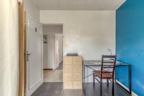 Photo de la galerie de l'établissement R'Apparts T4 Esprit Bicolore, à Saint-Martin-dʼHères