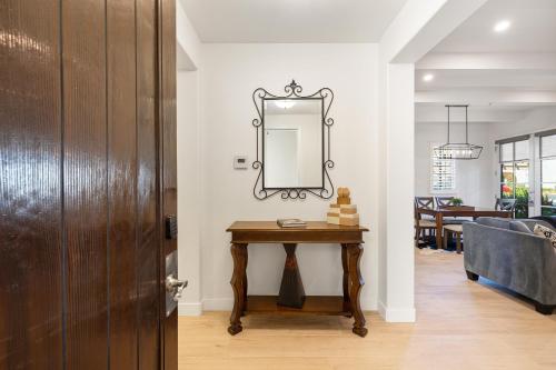 Φωτογραφία από το άλμπουμ του C44 Lux Villa Near Clubhouse With Ms, Pac Man Condo σε La Quinta