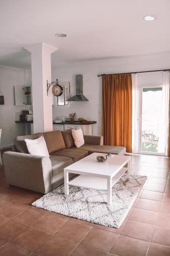 Maravilloso apartamento con jardín y barbacoa photo 13