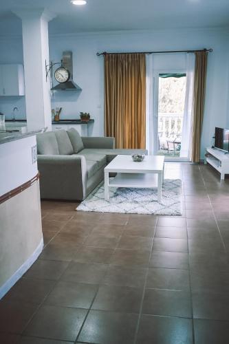 Maravilloso apartamento con jardín y barbacoa photo 8