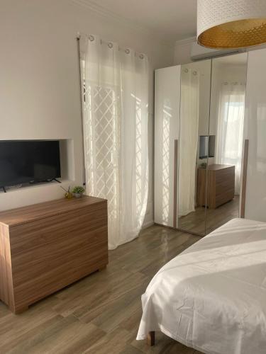 Appartamento 2 bagni, 2 camere a Piramide ostiense