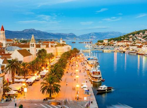 Quiet Family-Friendly Trogir Apartment