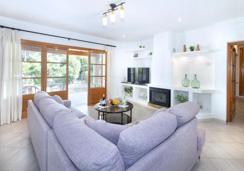 Owl Booking Villa Laura - 8 Min Walk to the Beach
