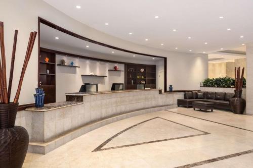 Radisson Resort Miami Beach Image