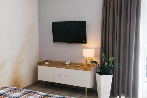 TV a/nebo společenská místnost v ubytování Forest House