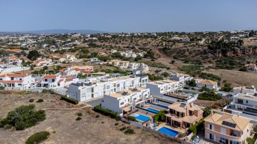 Villa Feliz Algarve with Private Pool - São Rafael