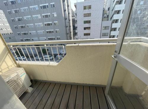 Balkón nebo terasa v ubytování shinjuku yuki okubo 502