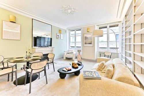 Chic appartement dans le prestigieux 7ème arrondissement