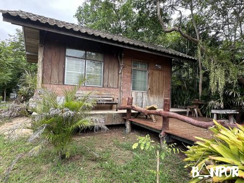 Сад в Banpor HnF ที่พักบ้านพอโฮมแอนด์ฟาร์ม เมืองประจวบฯ