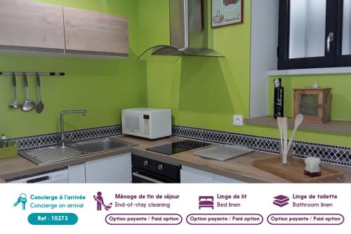 Photo de la galerie de l'établissement Une charmante maison pour un séjour au vert, à Arçais