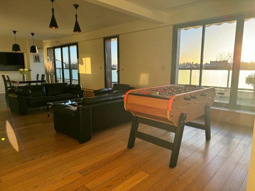 Photo de la galerie de l'établissement Le Penthouse - Appartement de luxe avec vue panoramique exclusive, à Nantes