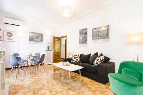 Bright Modern 3BD - Barrio de las Letras