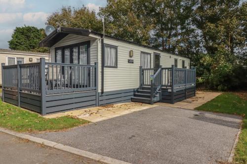 Gallery image of The Merman A03 in Par