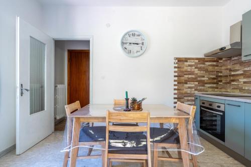Una cocina o zona de cocina en Simone Case Vacanze - Casa Utopia