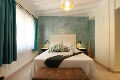 Un ou plusieurs lits dans un hébergement de l'établissement Nasilvana Hotel & Spa Adults Only