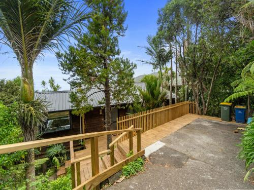 Gallery image of Perfectly Piha - Piha Holiday Home in Piha