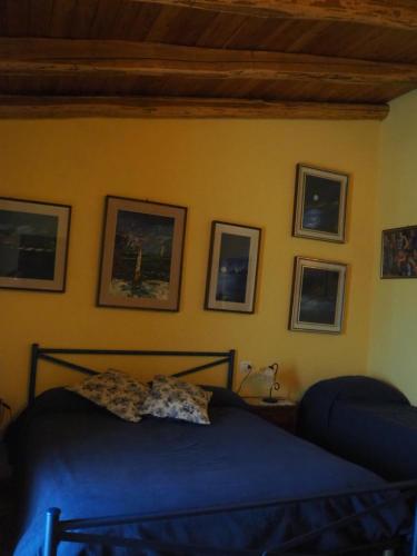 Ένα ή περισσότερα κρεβάτια σε δωμάτιο στο Agriturismo Luna di Miele