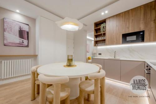 Apt de Lujo para 8 pax a 1 minuto de Plaza de Sol