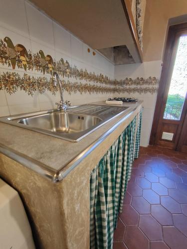 Large Family Flat - Tram to Center