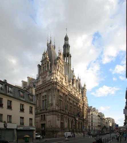 Cédric Accueille - Homestay PARIS